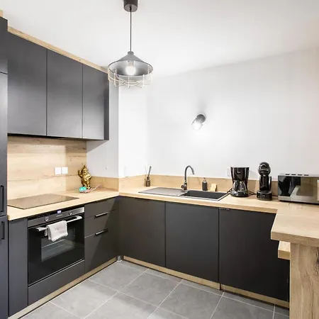 公寓 Superbe T3 Neuf Avec Balcon & Parking *
