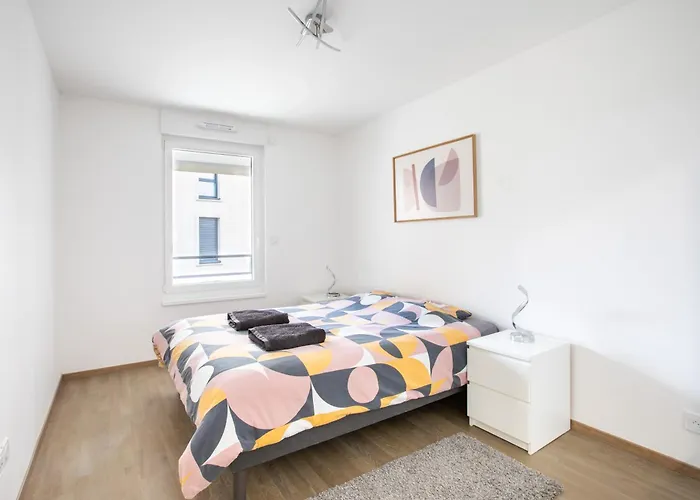 Apartment Superbe T3 Neuf Avec Balcon & Parking *