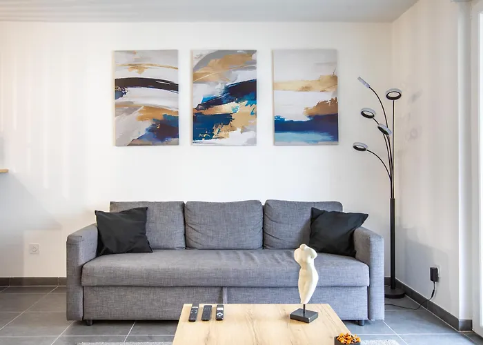 Apartment Superbe T3 Neuf Avec Balcon & Parking *