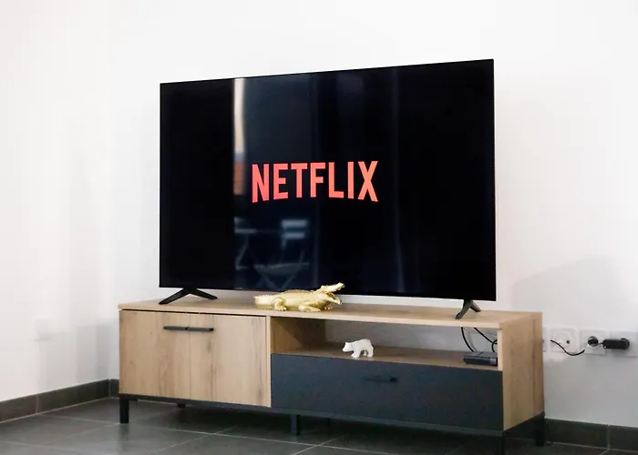 Superbe T3 Neuf Avec Balcon & Parking Apartment *